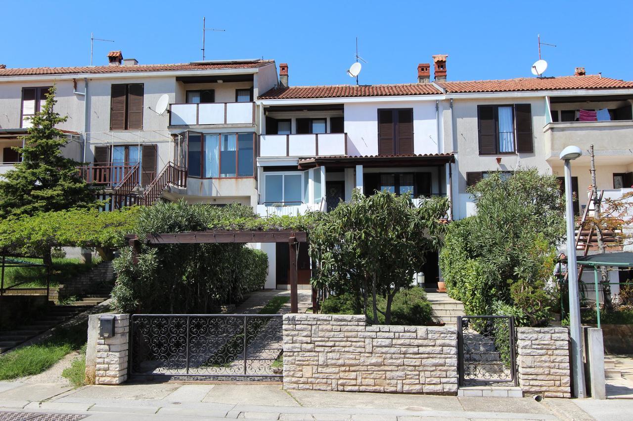 Apartment Irena Pula Luaran gambar